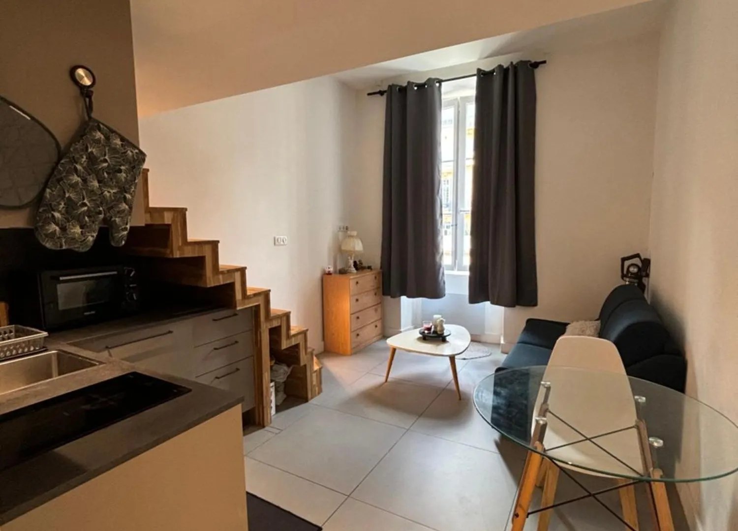 1 Bedroom Flat In Heart Of Nice